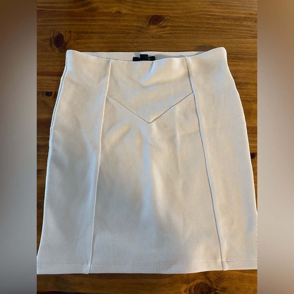 Forever 21 skirt